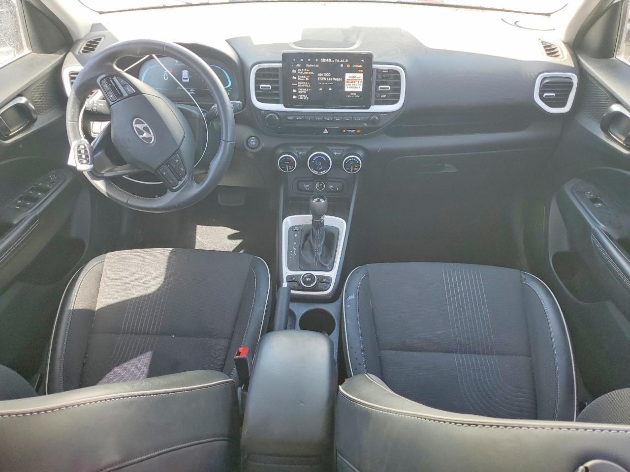 2024 HYUNDAI VENUE LIMITED — Фото 8 из 13