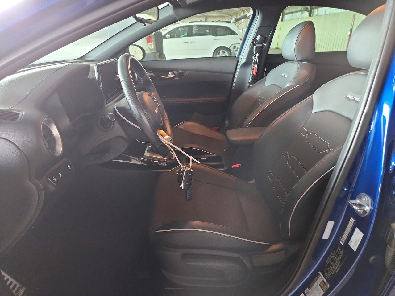 2024 KIA FORTE GT LINE — Фото 7 из 12
