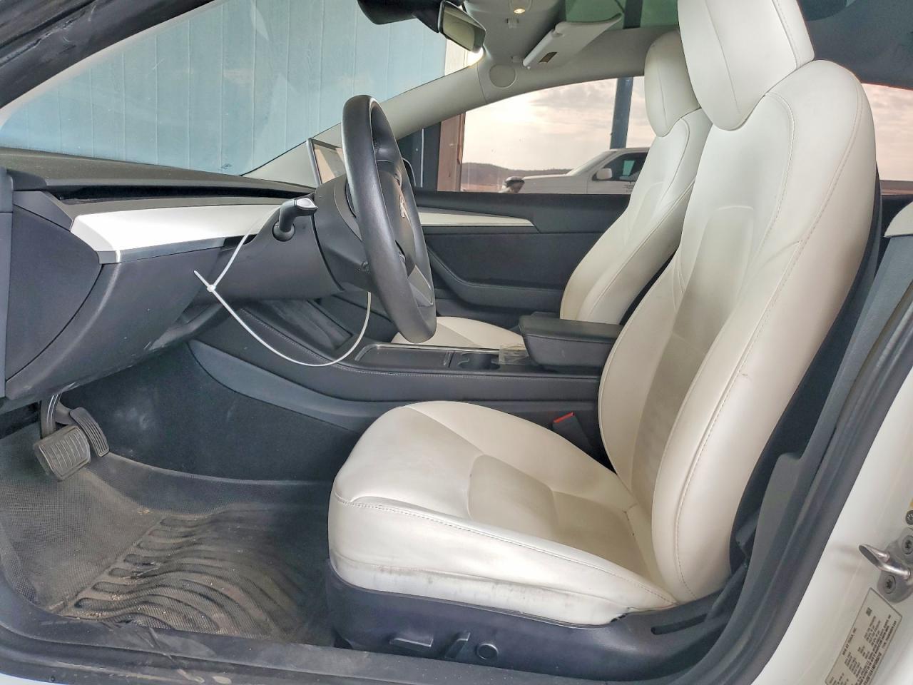 2021 TESLA MODEL 3 — Фото 7 из 12
