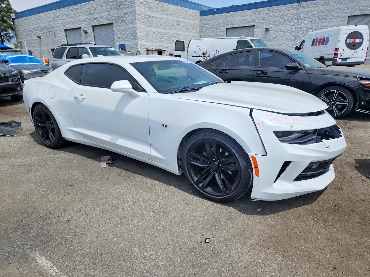 2018 CHEVROLET CAMARO LT — Фото 4 из 13