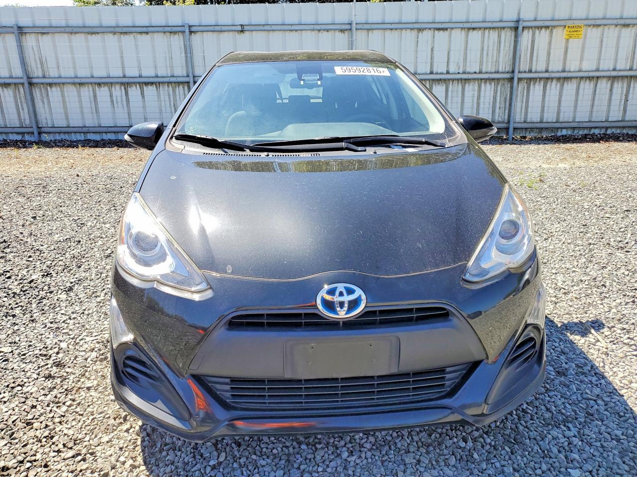 2017 TOYOTA PRIUS C TWO — Фото 5 из 14