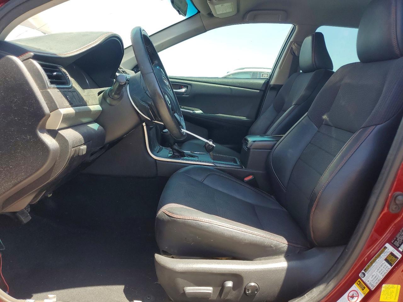 2017 TOYOTA CAMRY SE — Фото 7 из 12