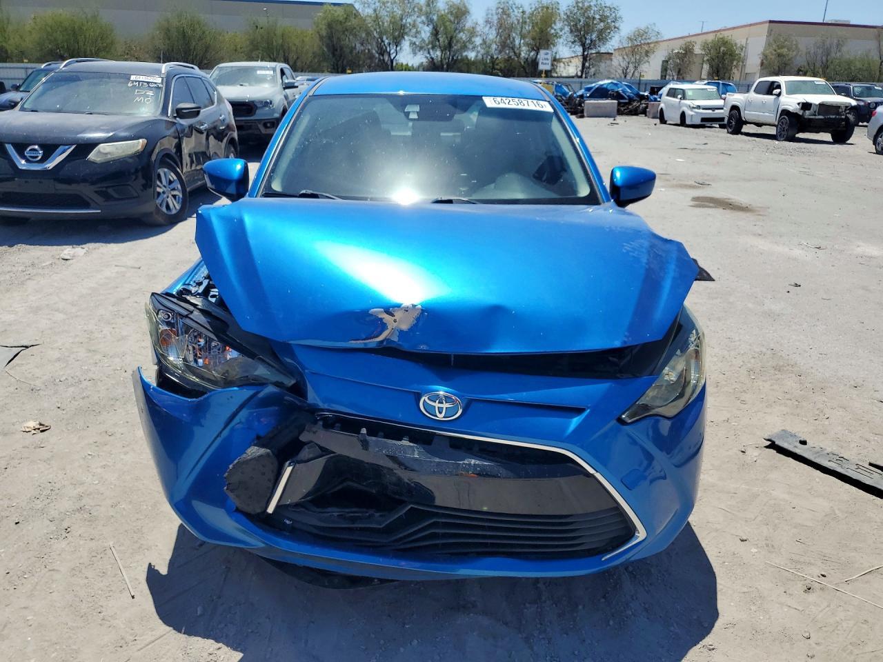 2017 TOYOTA YARIS IA BASE — Фото 5 из 12