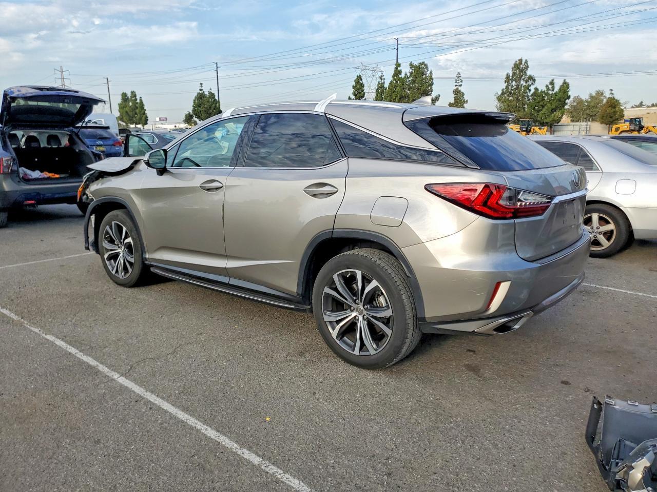 2017 LEXUS RX 350 BASE — Фото 2 из 14