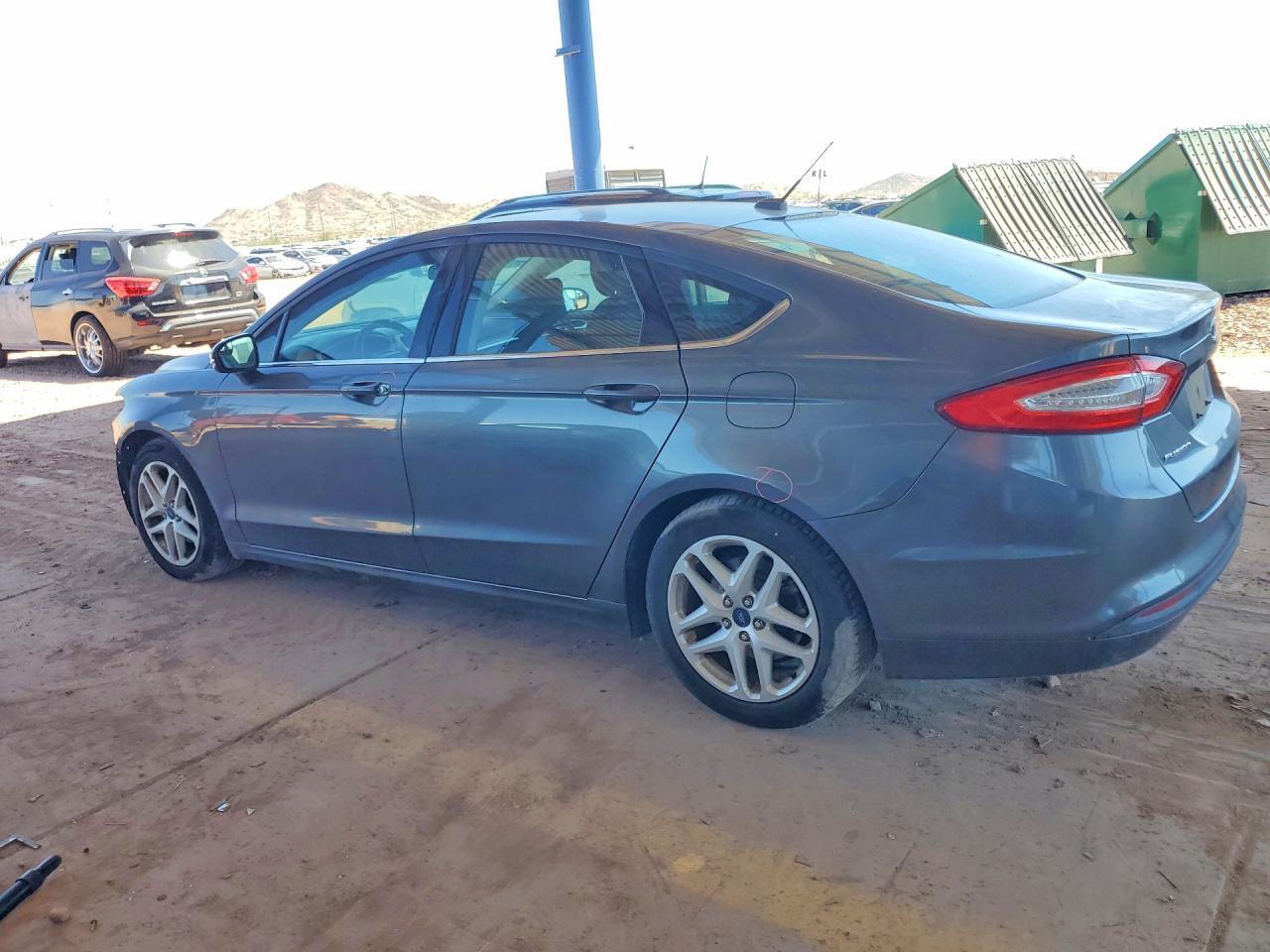 2016 FORD FUSION SE — Фото 2 из 13