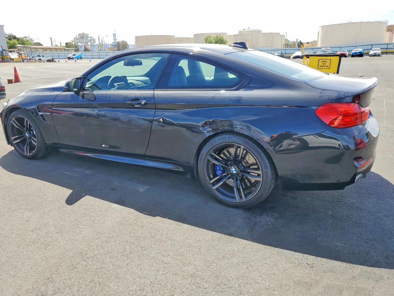2016 BMW M4 — Фото 2 из 12