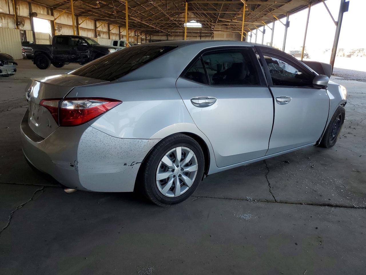 2016 TOYOTA COROLLA LE — Фото 3 из 13