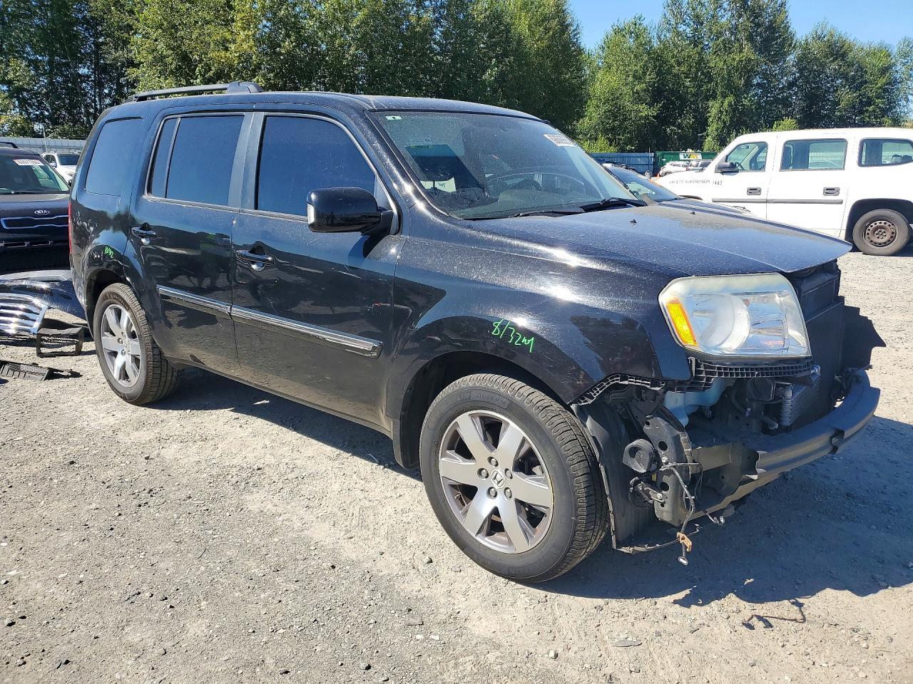5FNYF4H94FB002002 2015 HONDA PILOT photo no. 4