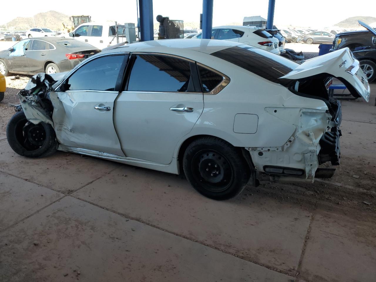 2015 NISSAN ALTIMA — Фото 2 из 12