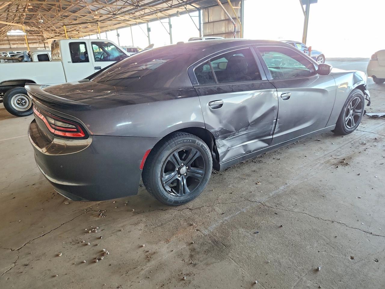 2015 DODGE CHARGER SE — Фото 3 из 12