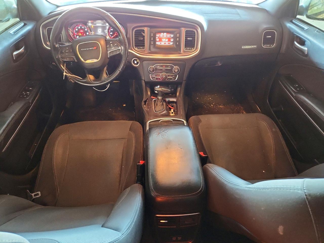 2015 DODGE CHARGER SE — Фото 8 из 12