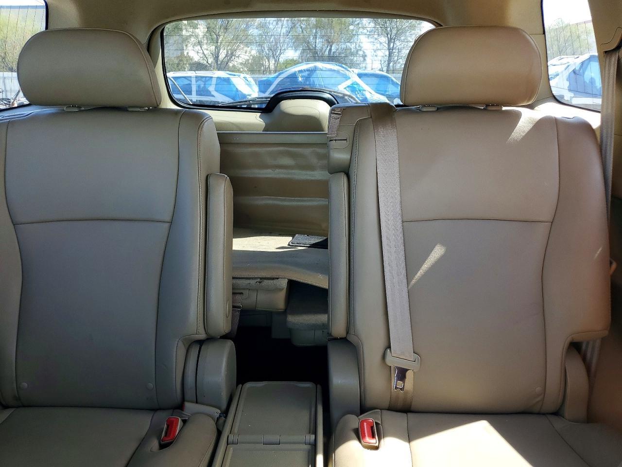 2013 TOYOTA HIGHLANDER SE — Фото 10 из 13