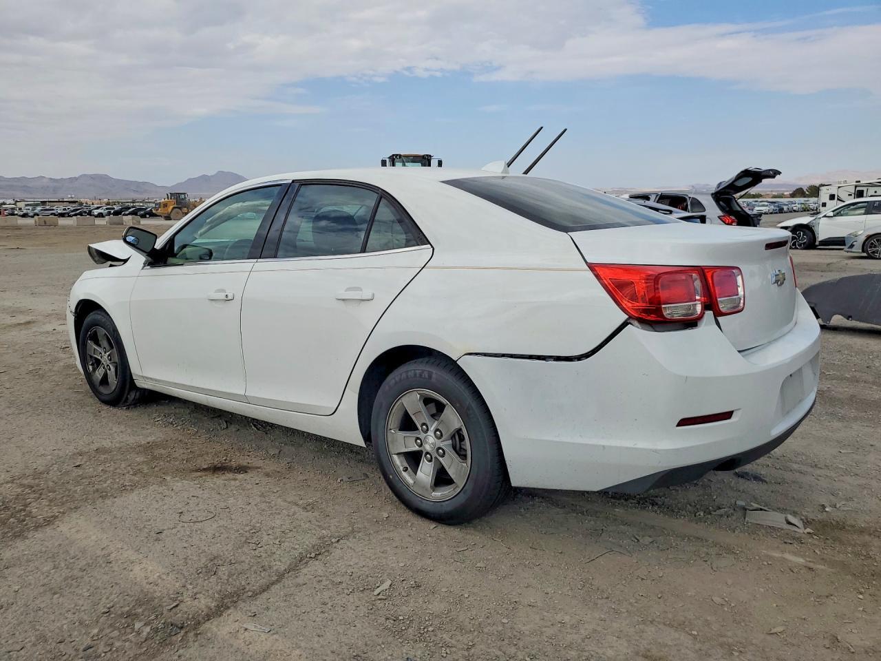 2013 CHEVROLET MALIBU 1LT — Фото 2 из 12