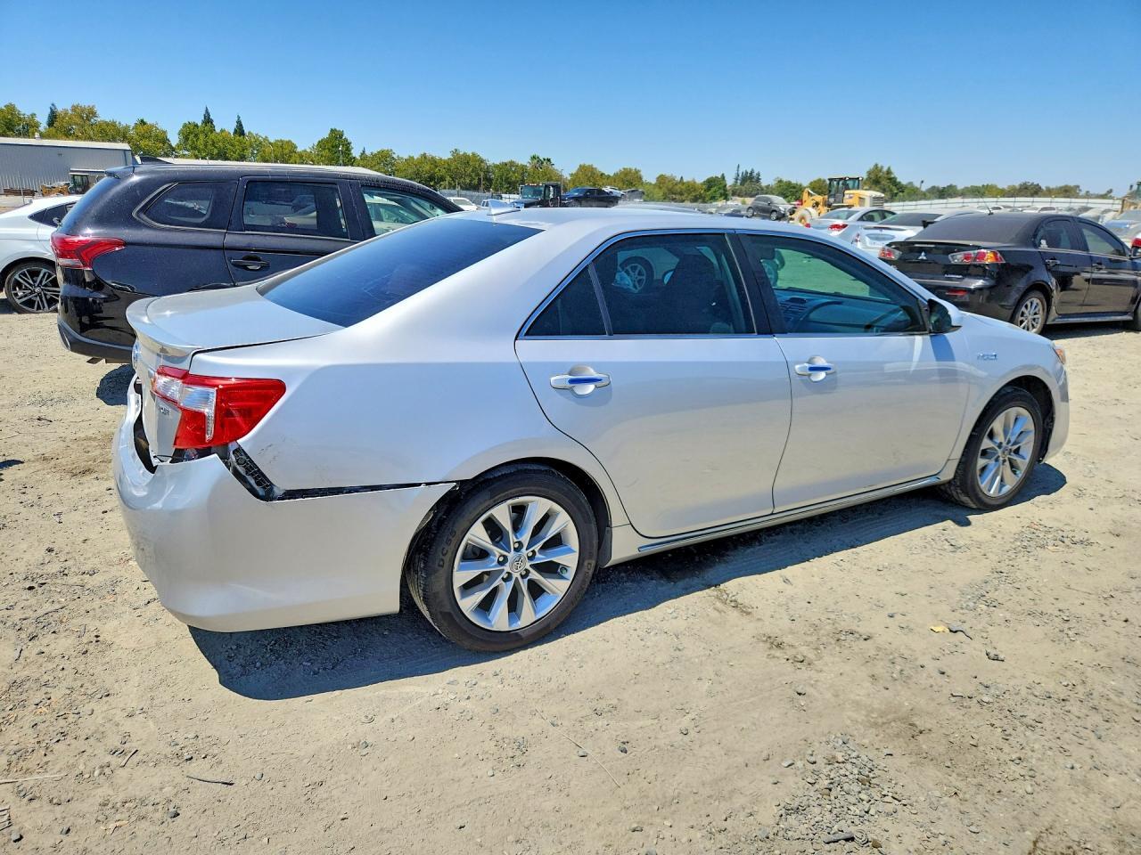 2012 TOYOTA CAMRY HYBRID XLE — Фото 3 из 12