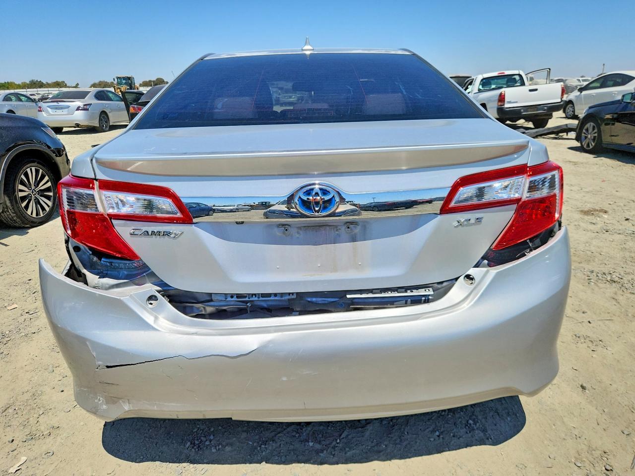 2012 TOYOTA CAMRY HYBRID XLE — Фото 6 из 12