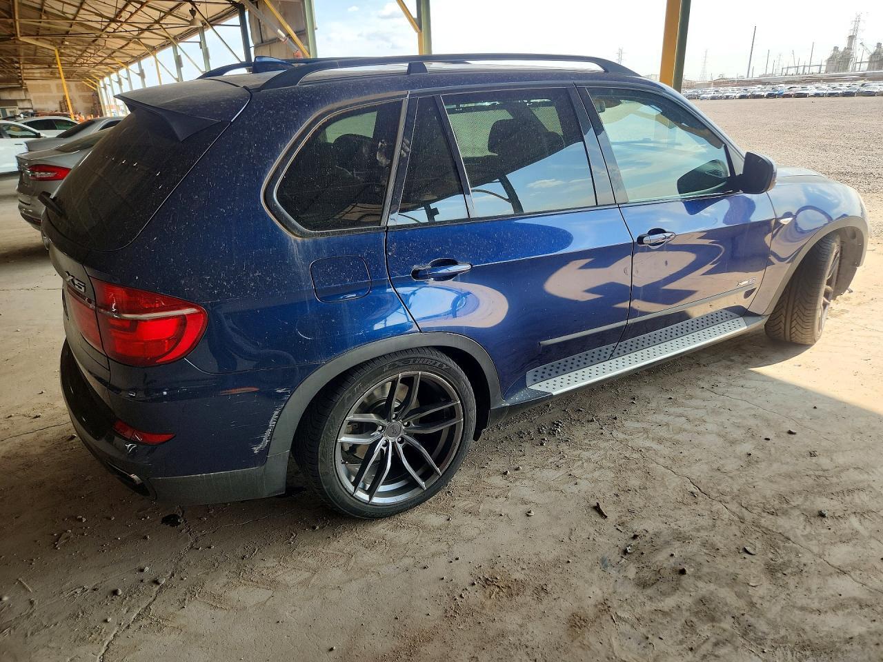 2012 BMW X5 XDRIVE50I — Фото 3 из 13