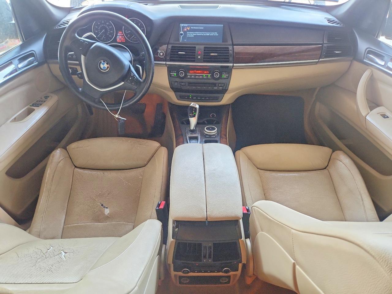 2012 BMW X5 XDRIVE50I — Фото 8 из 13