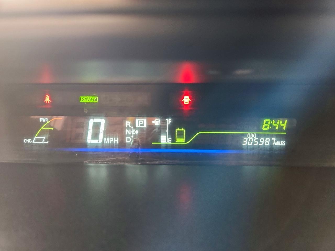 2012 TOYOTA PRIUS V THREE — Фото 9 из 12