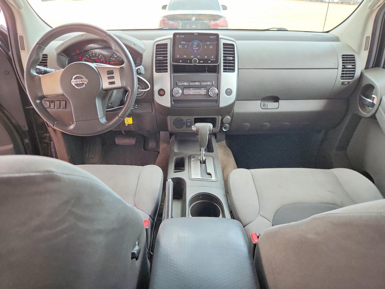 2011 NISSAN XTERRA X — Фото 8 из 14