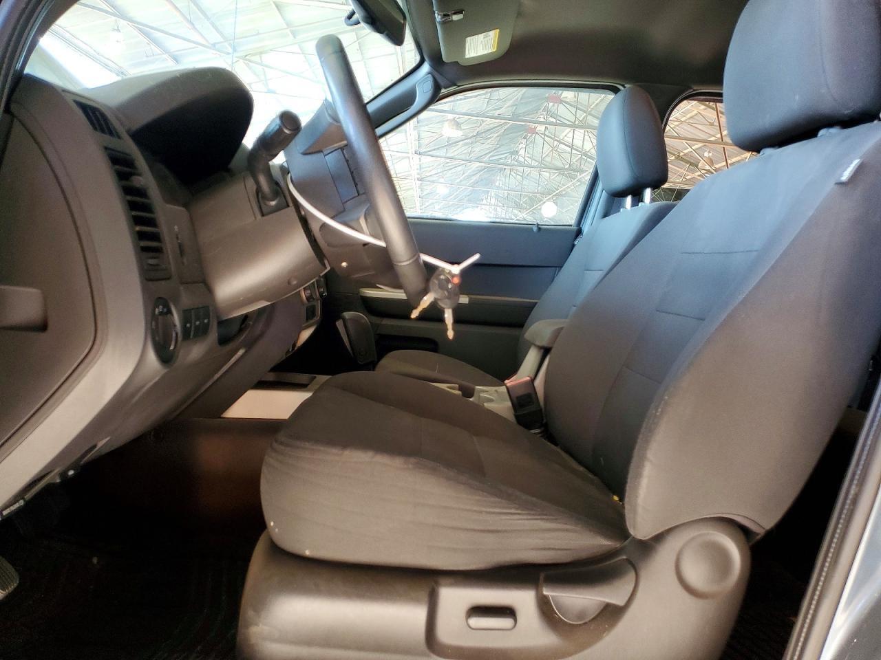 2011 FORD ESCAPE XLT — Фото 7 из 12