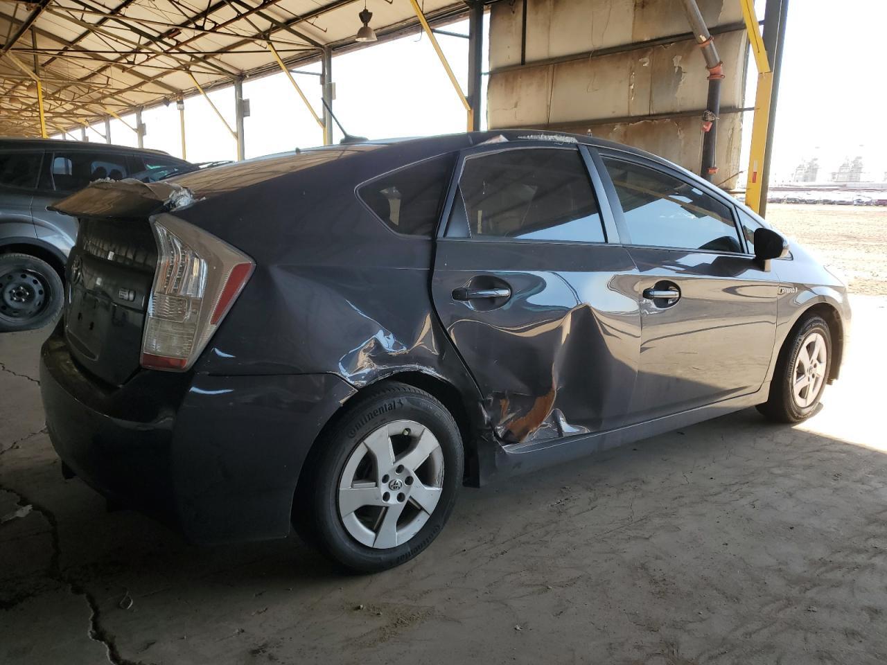 2010 TOYOTA PRIUS — Фото 3 из 12