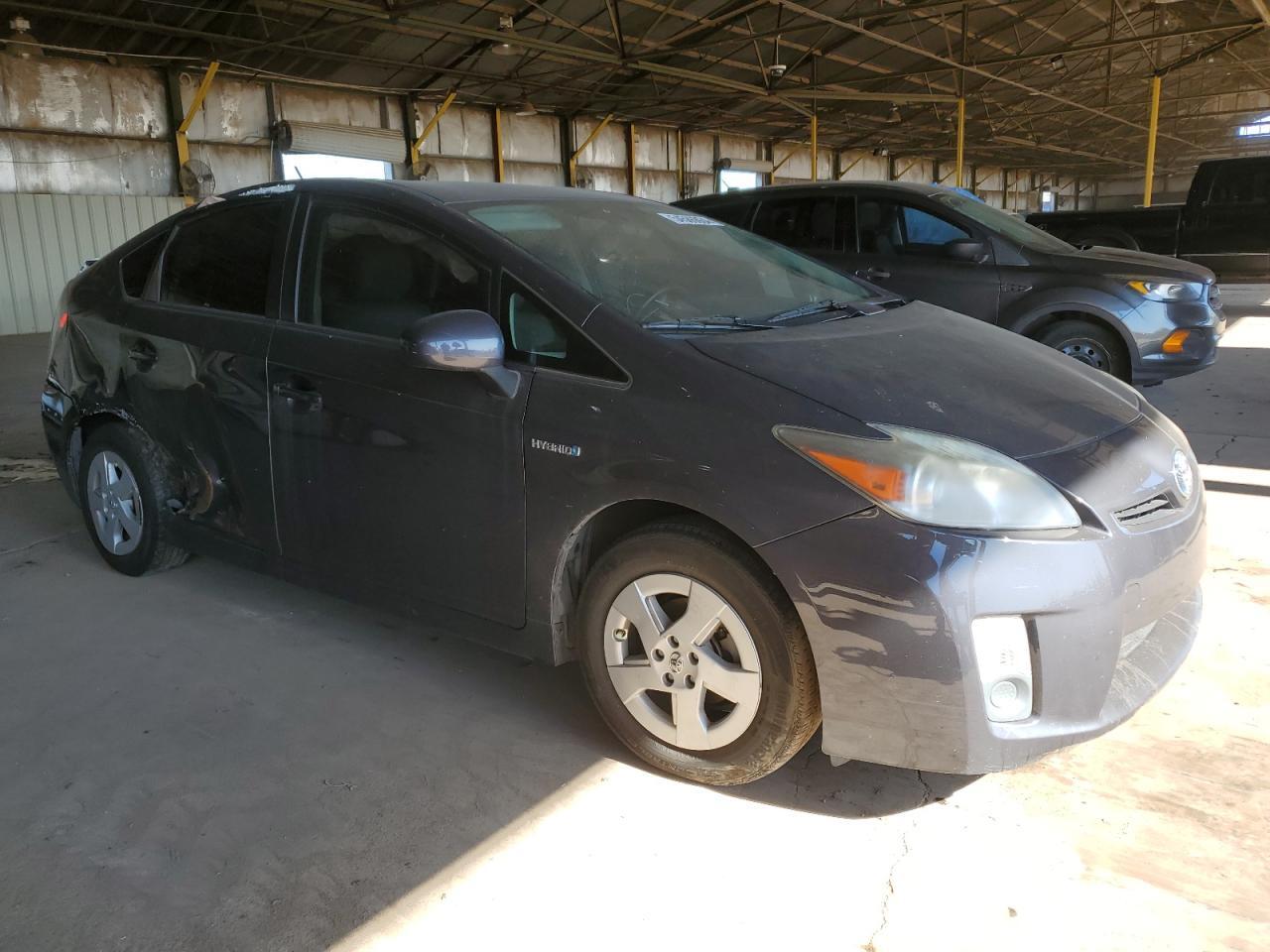 2010 TOYOTA PRIUS — Фото 4 из 12