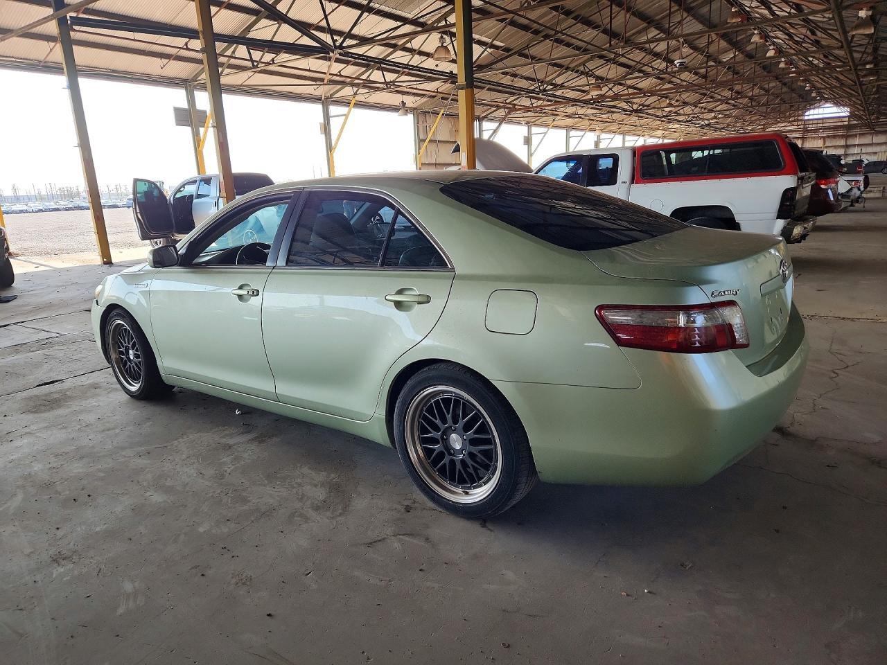 2009 TOYOTA CAMRY HYBRID — Фото 2 из 12