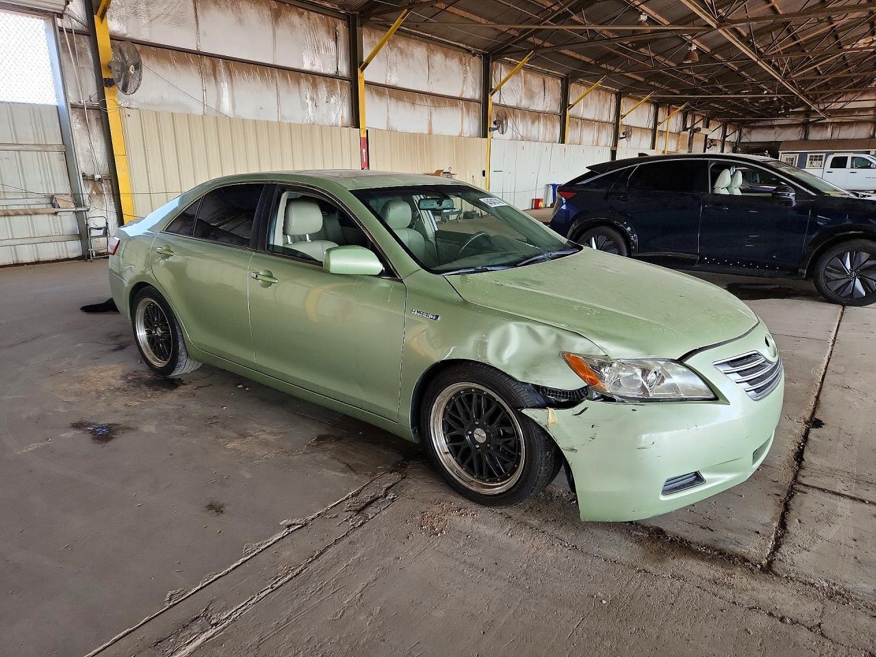 2009 TOYOTA CAMRY HYBRID — Фото 4 из 12
