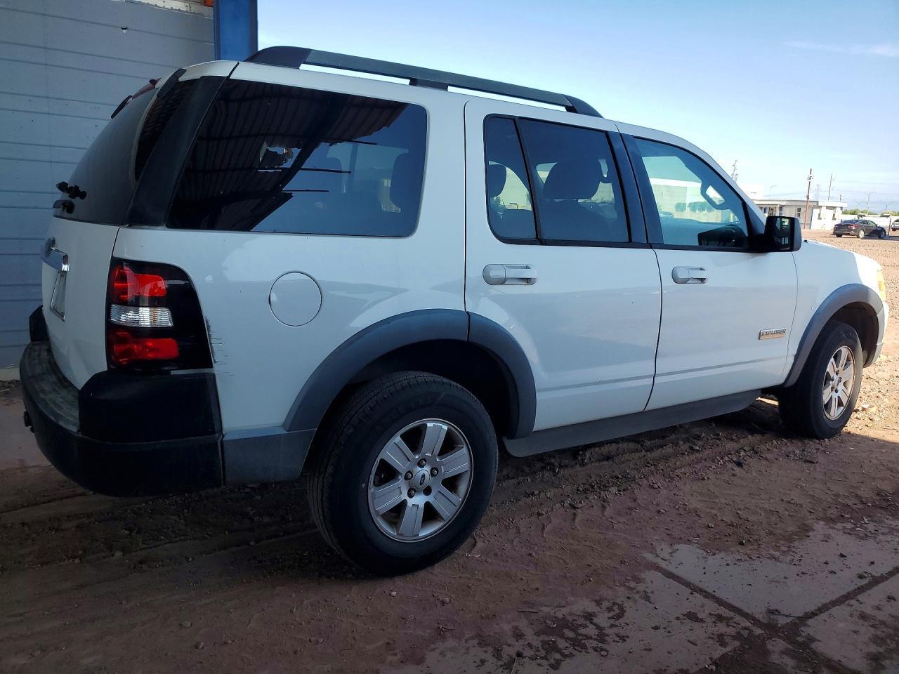 2007 FORD EXPLORER XLT — Фото 3 из 12
