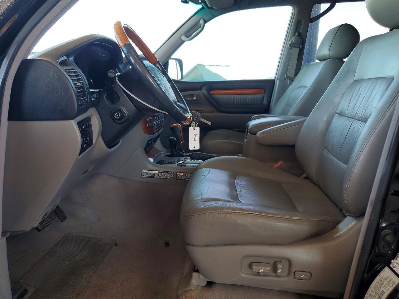 2005 LEXUS LX 470 — Фото 7 из 13