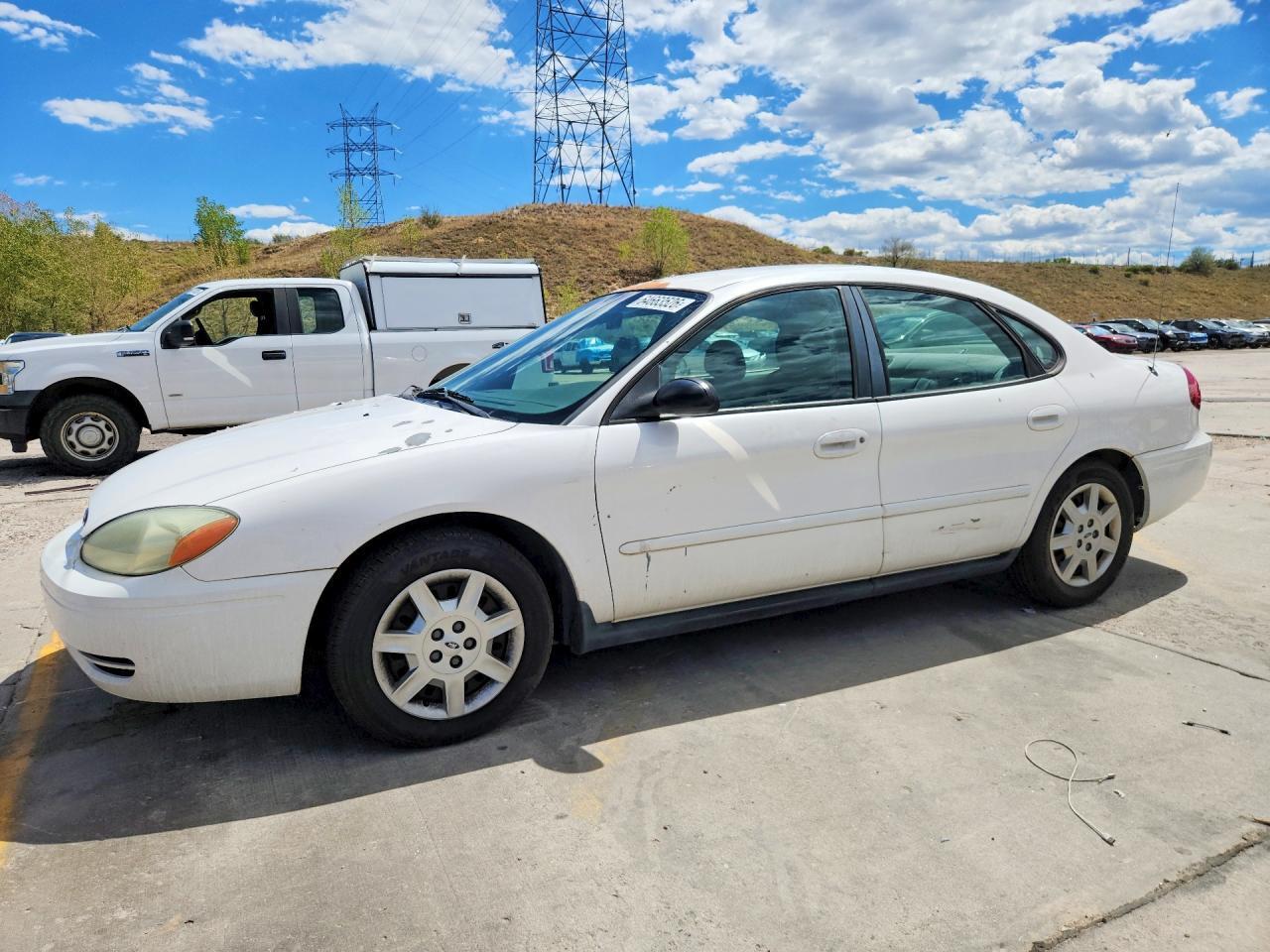 1FAFP53224G178950 2004 FORD TAURUS photo no. 1