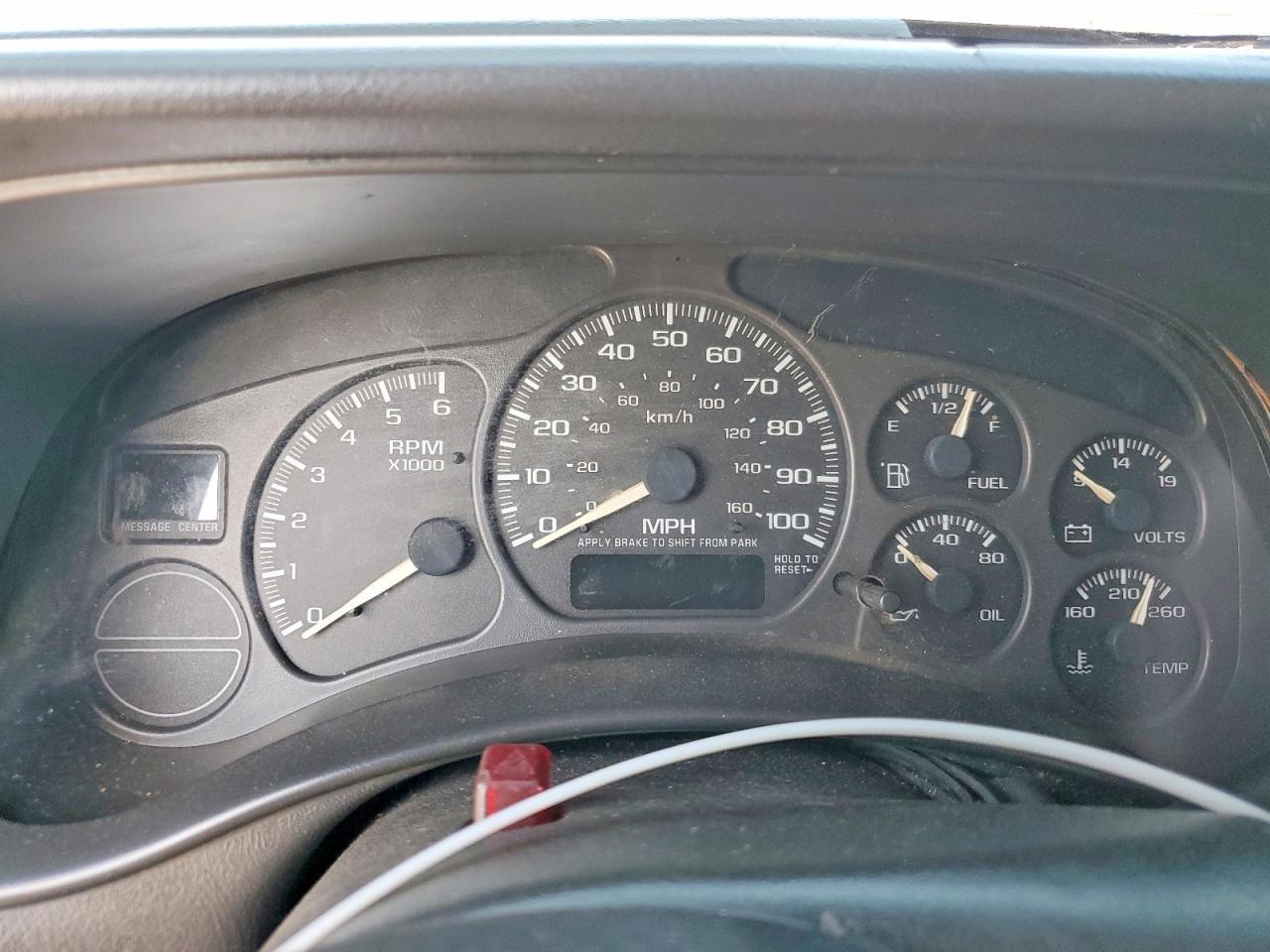 2002 CHEVROLET TAHOE C1500 — Фото 9 из 13