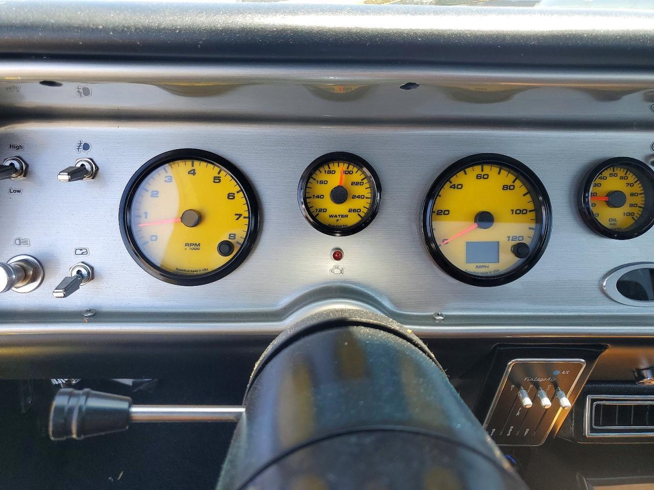 1964 CHEVROLET EL CAMINO — Фото 9 из 12