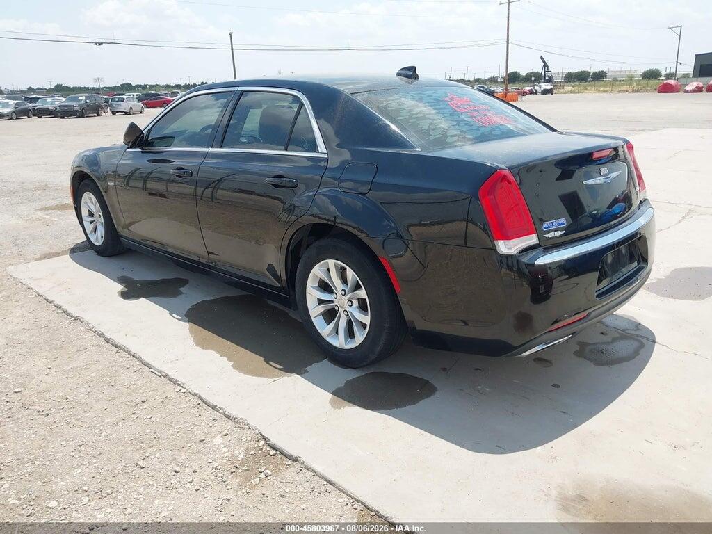 2C3CCAAG5FH780771 2015 CHRYSLER 300 photo no. 3