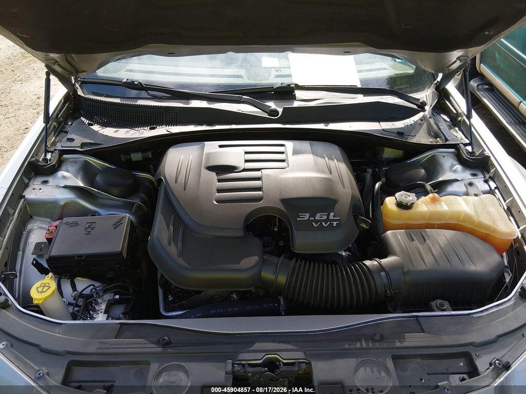 2C3CCAEG5JH296411 2018 CHRYSLER 300 photo no. 10