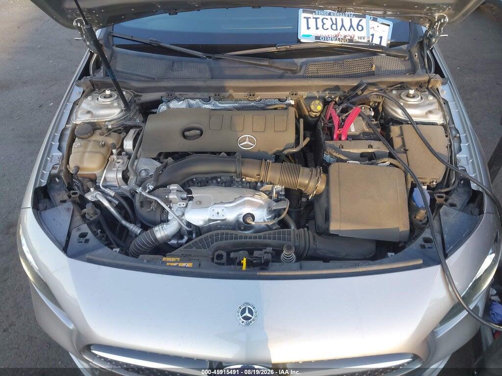 WDD3G4EB9KW017525 2019 MERCEDES-BENZ A 220 photo no. 10