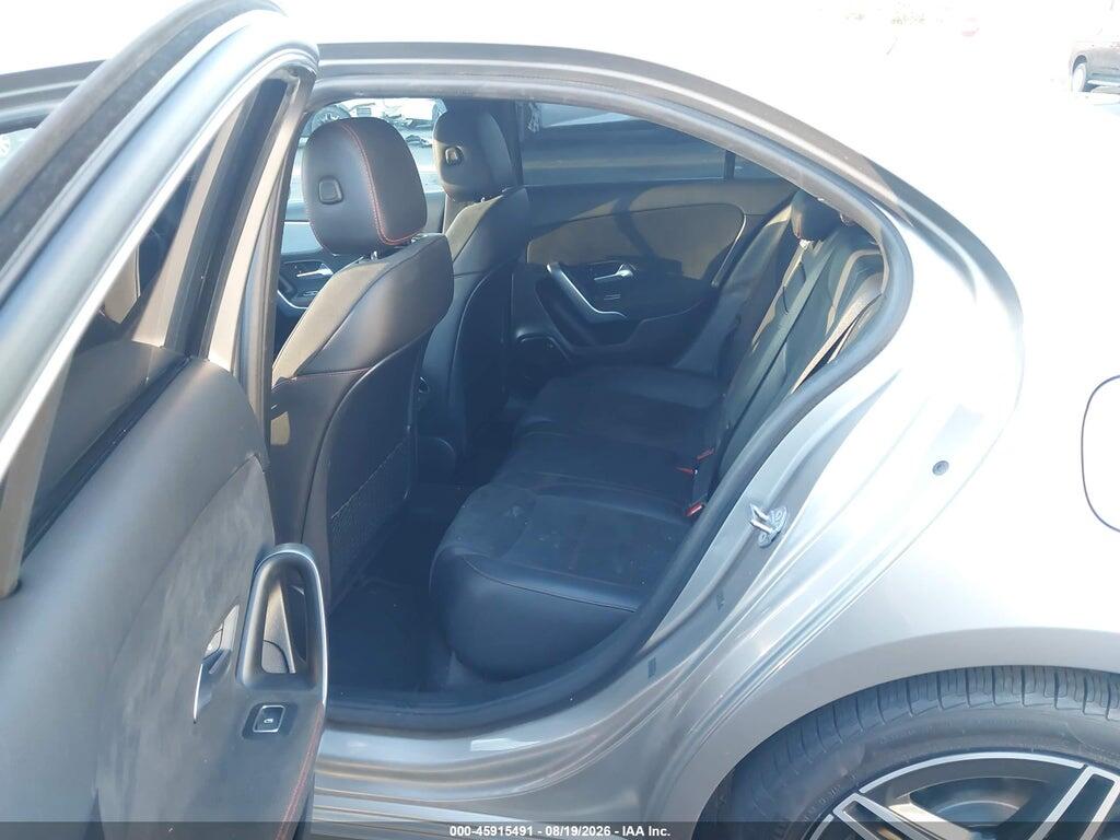 WDD3G4EB9KW017525 2019 MERCEDES-BENZ A 220 photo no. 8