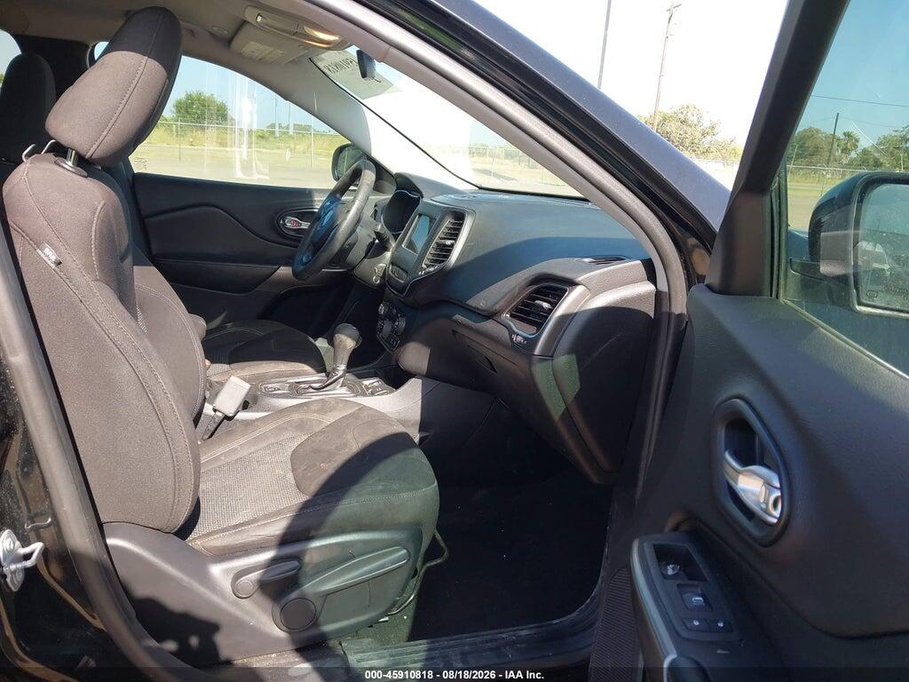 1C4PJLCB6KD479417 2019 JEEP CHEROKEE photo no. 5