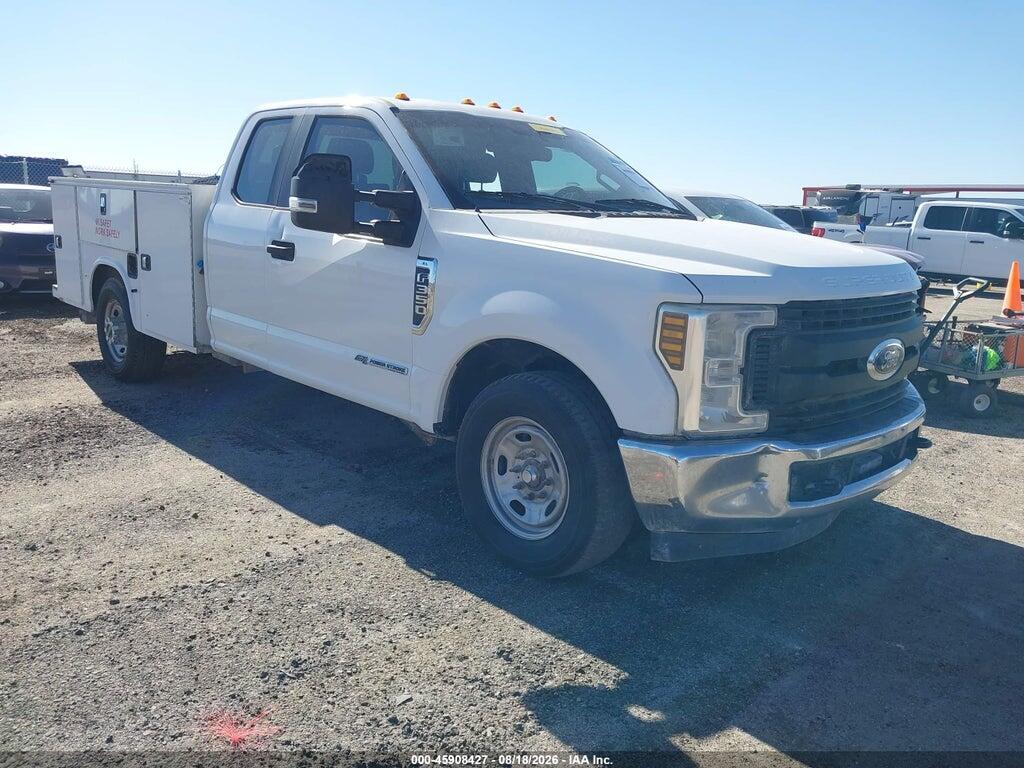 2019 FORD F-350 CHASSIS 1FD7X3ET0KEF23230
