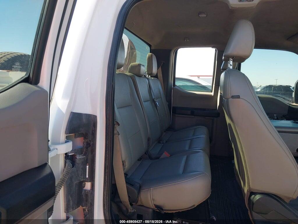 1FD7X3ET0KEF23230 2019 FORD F-350 CHASSIS photo no. 8