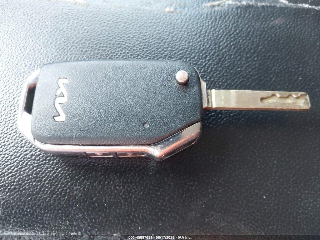 KNDPUCAF9P7090144 2023 KIA SPORTAGE photo no. 11