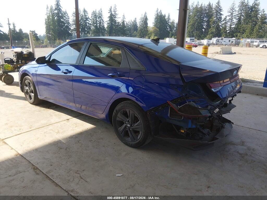 KMHLM4AJ7PU070982 2023 HYUNDAI ELANTRA HYBRID photo no. 3
