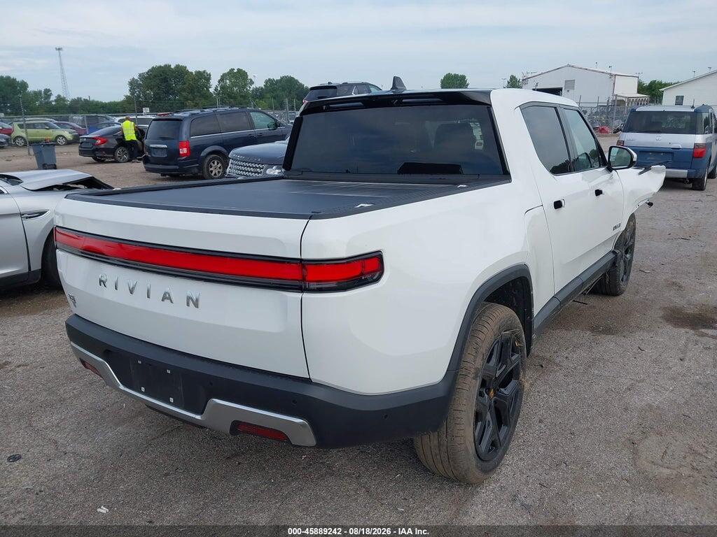 7FPTGBAA9PN029175 2023 RIVIAN R1T photo no. 4