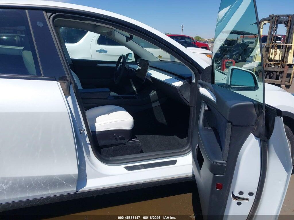 7SAYGDEEXPF638927 2023 TESLA MODEL Y photo no. 5