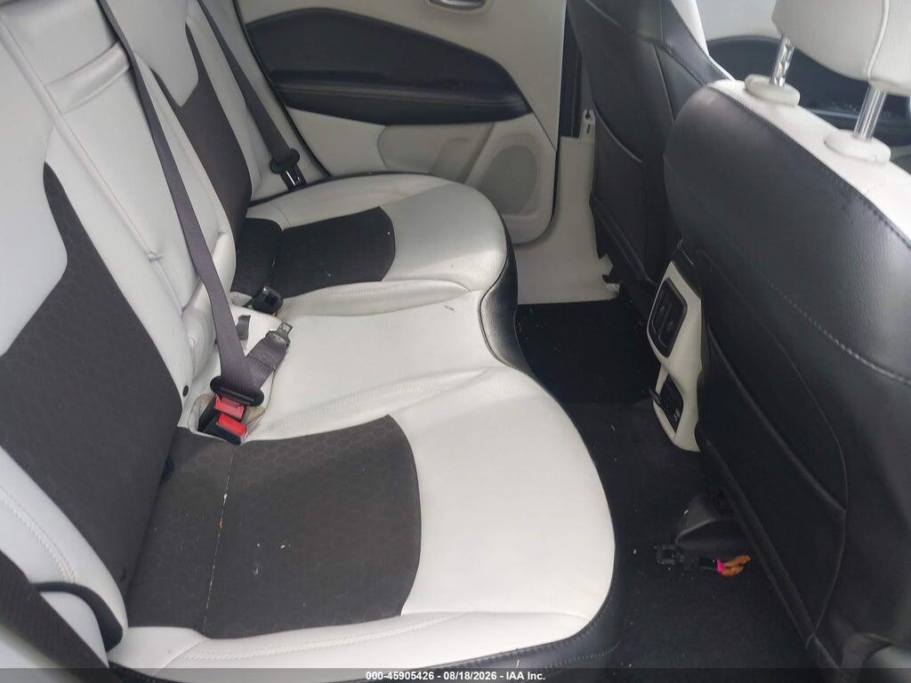 3C4NJCBB7KT833173 2019 JEEP COMPASS photo no. 8