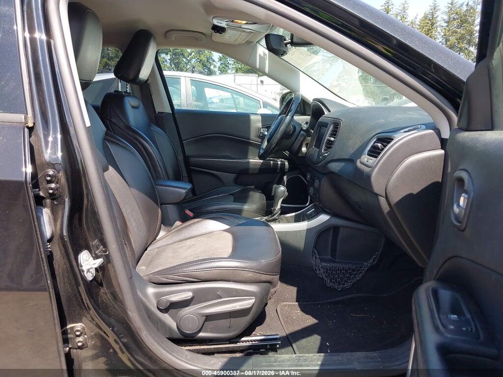 3C4NJCBB9KT699055 2019 JEEP COMPASS photo no. 5