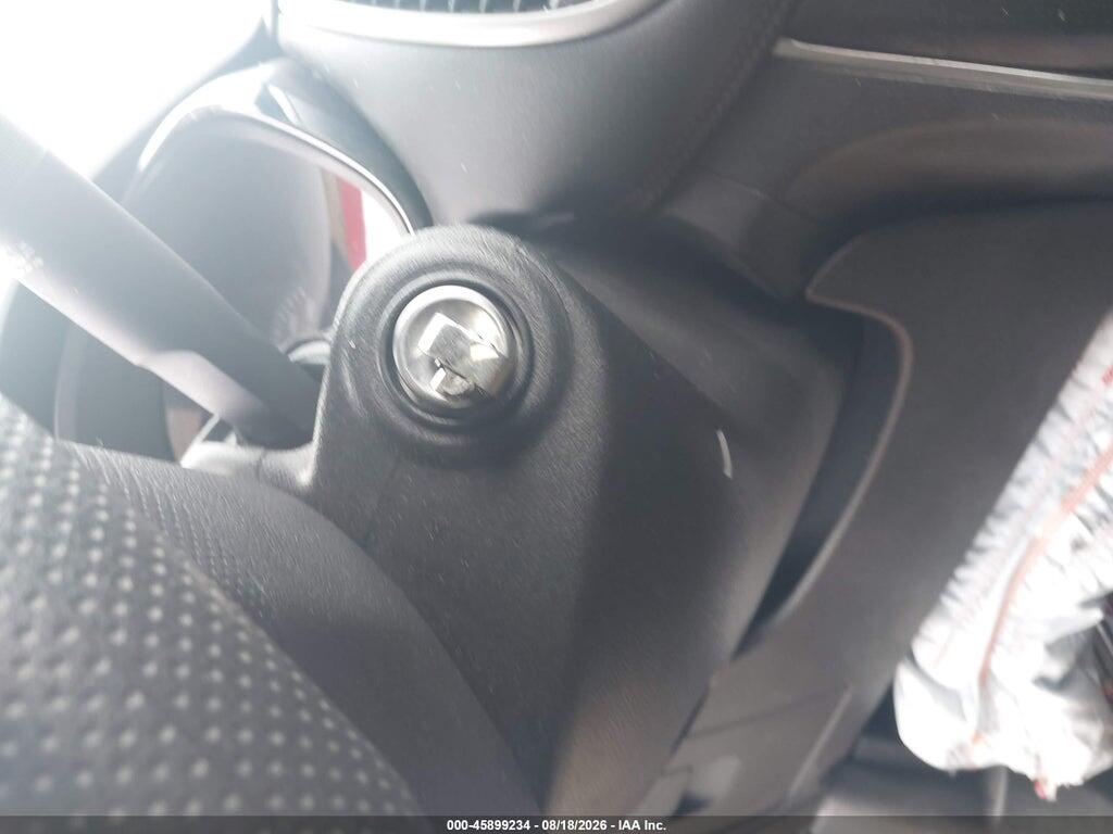 3GNCJLSBXKL383467 2019 CHEVROLET TRAX photo no. 11