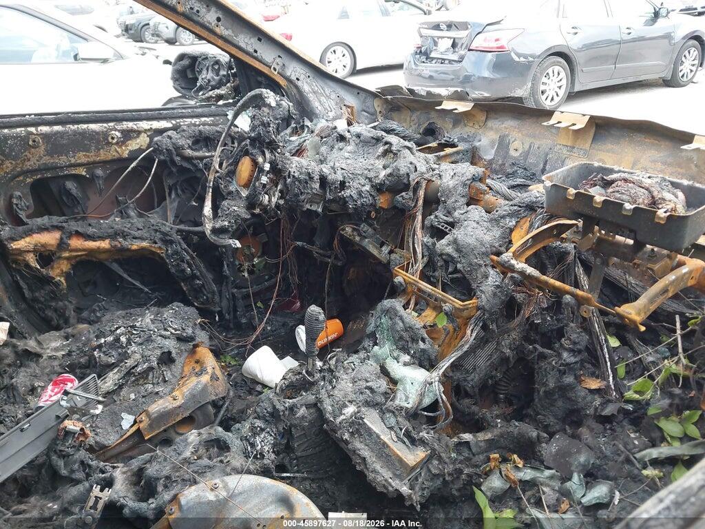 3C4NJDDB4KT667925 2019 JEEP COMPASS photo no. 5