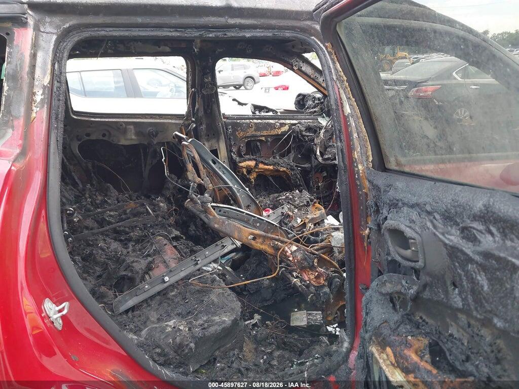 3C4NJDDB4KT667925 2019 JEEP COMPASS photo no. 8