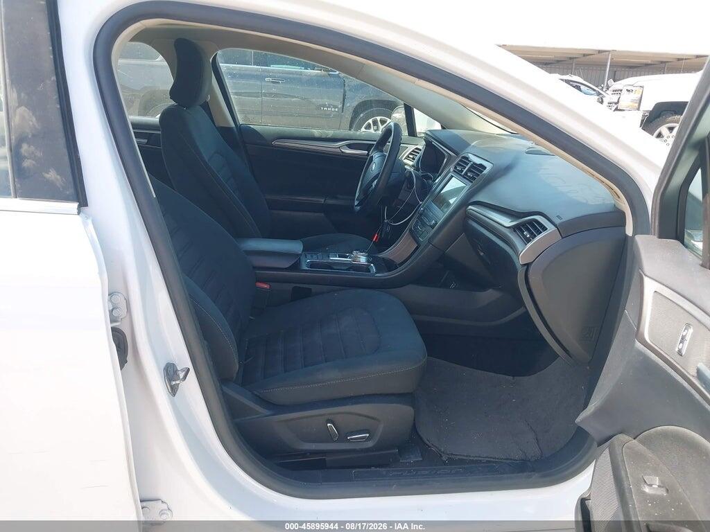 3FA6P0LU2KR139964 2019 FORD FUSION HYBRID photo no. 5